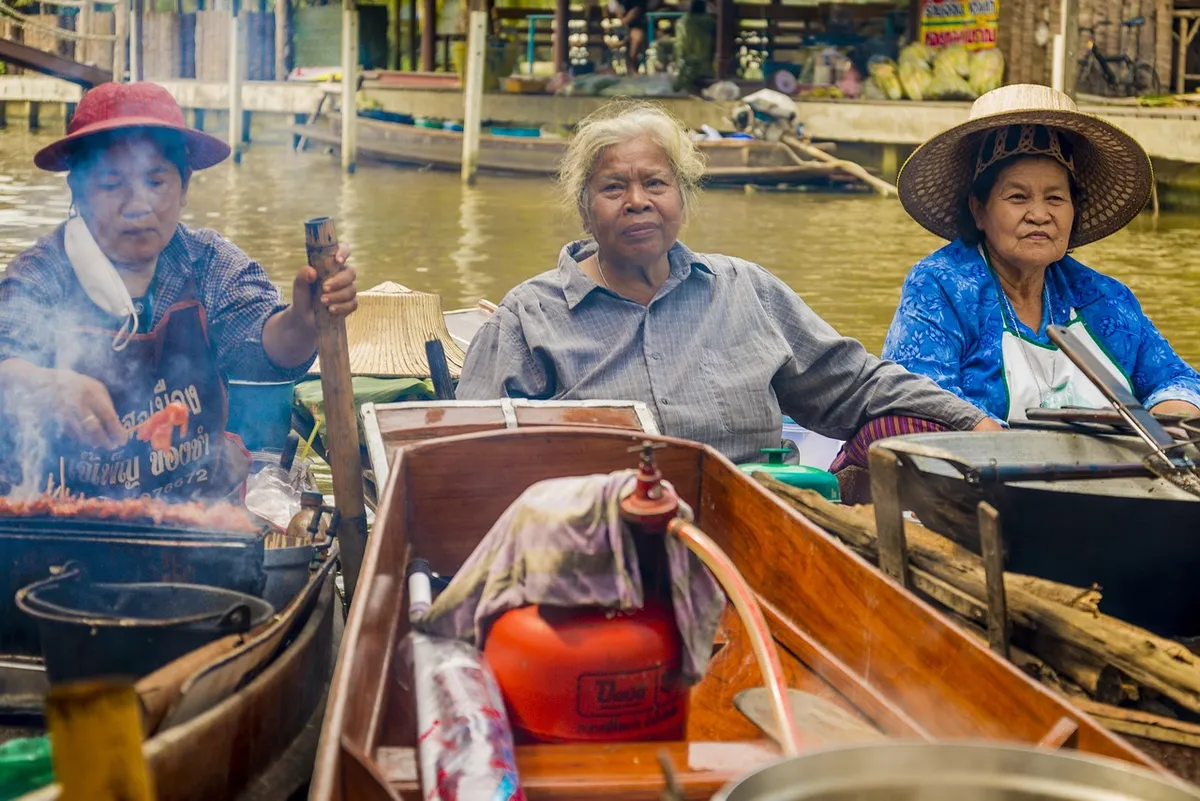 thailand, floating market, bangkok, travel, thai, floating, food, boat, river, marketplace, people, traditional, market, colorful, seller, outdoor, thailand, fl